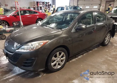 2010 Mazda Mazda3 I Touring из США, поврежденный, VIN JM1BL1SF2A1179421